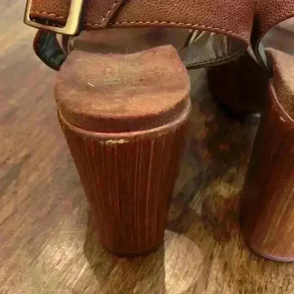 White Mountain Alliance Burnished Dark Tan Strap Stacked Heel Slingback Size 7 - Picture 13 of 13